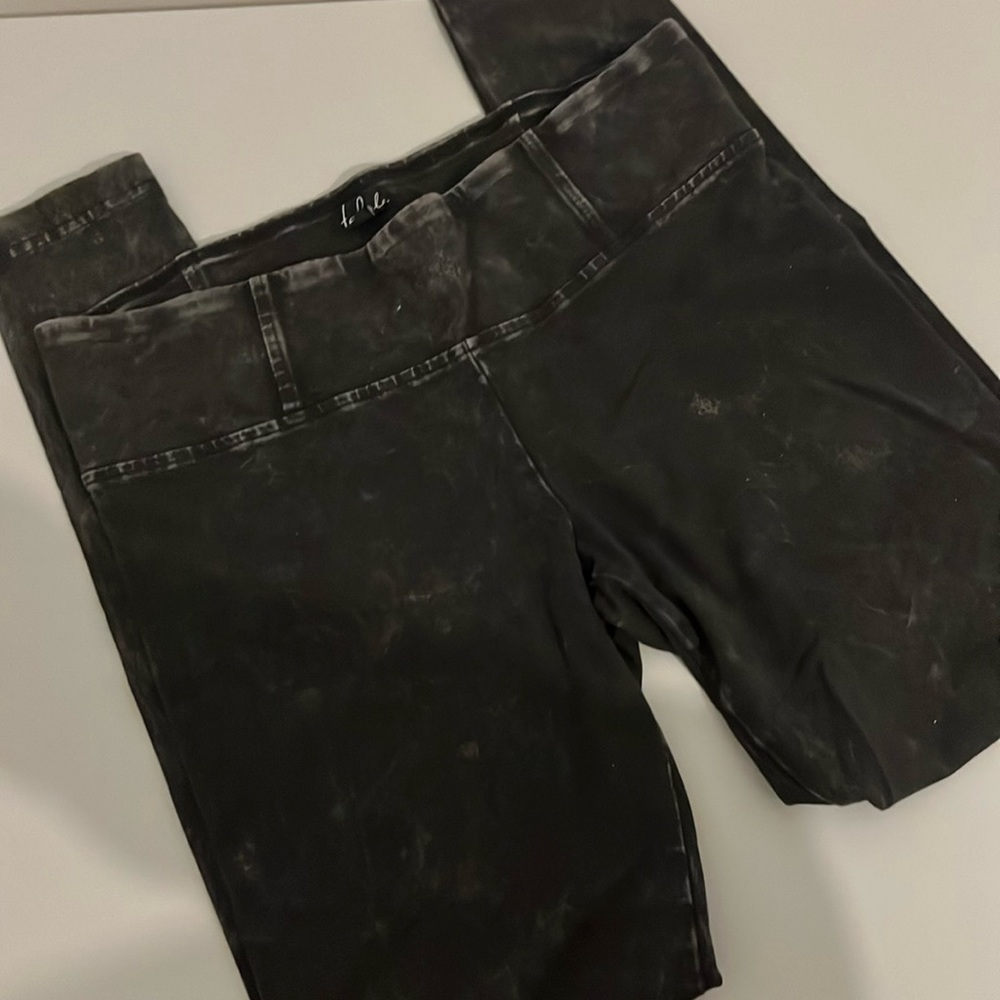 TALULA Faded Gray Leggings